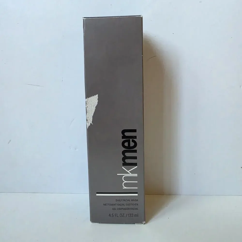 Mary Kay MK Men Daily Facial Wash Dry To Oily Skin 4.5 fl oz New In Box